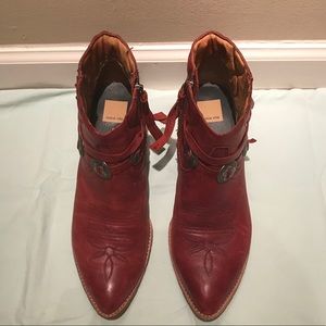 Dolce Vita Skye Womens Western Harness Red Booties